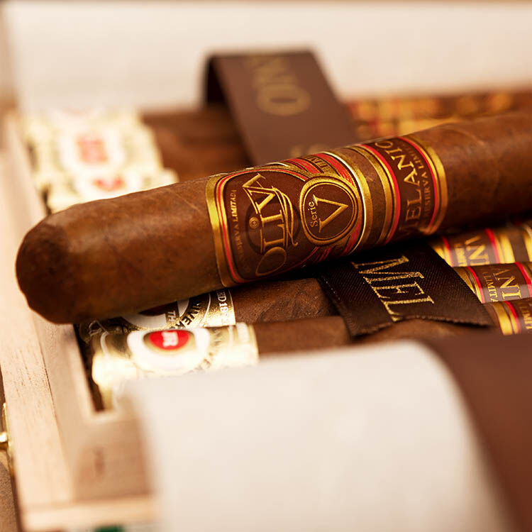 View product media OSVJR50 Round Toro, , jrcigars 2